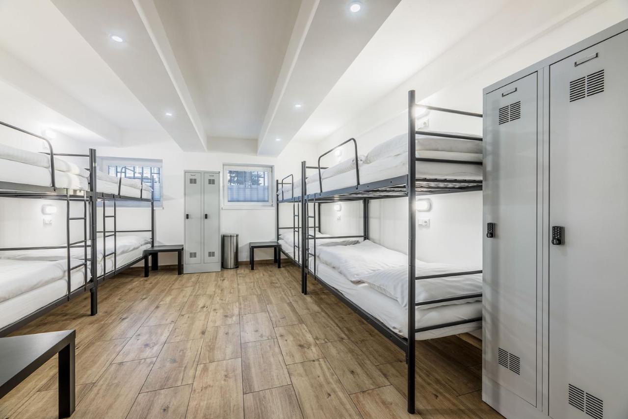 Hostel One เปรเชา ภายนอก รูปภาพ
